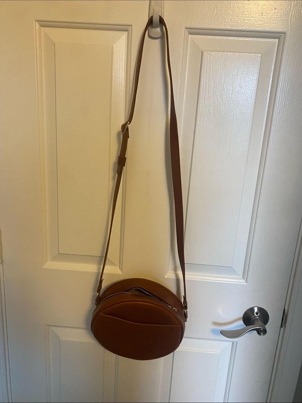 Portland leather honey circle bag